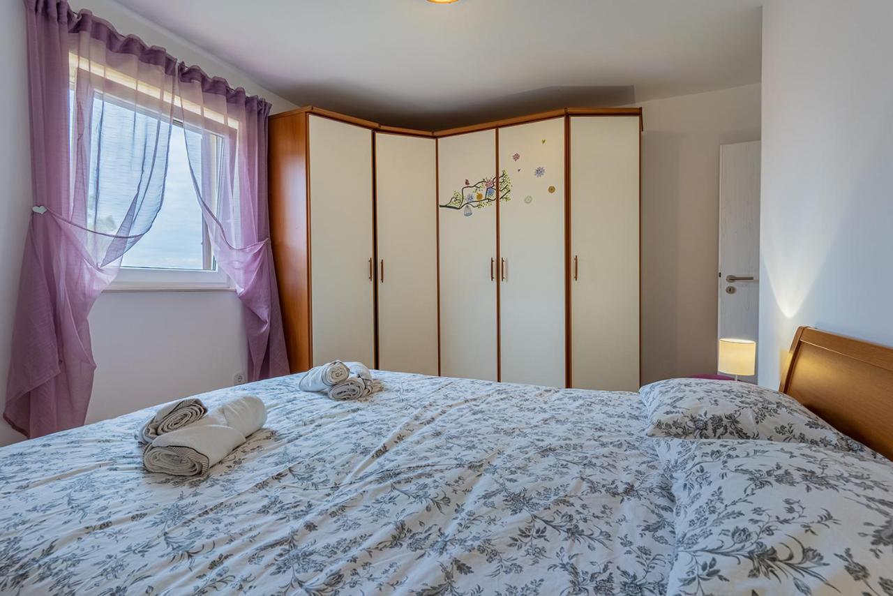 Apartmani Utmar Cres Zewnętrze zdjęcie