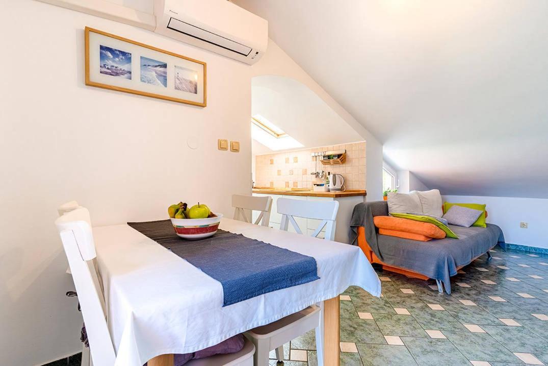 Apartmani Utmar Cres Zewnętrze zdjęcie